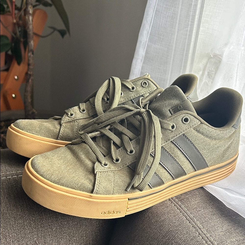 Men’s Adidas Daily Skateboarding Shoes